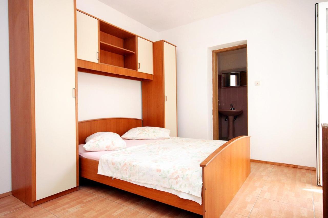 Apartments By The Sea Drvenik Donja Vala, Makarska - 6701 외부 사진