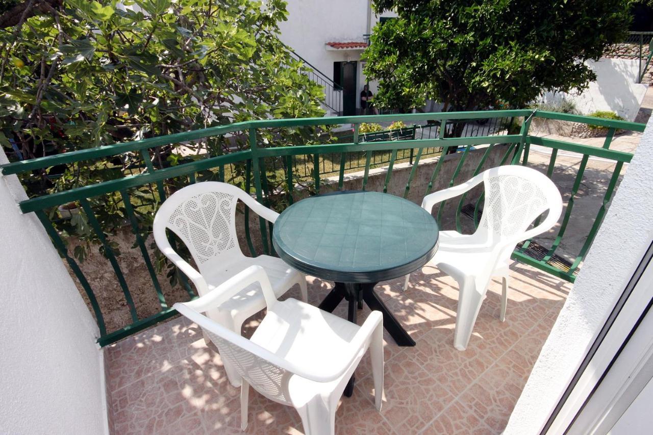 Apartments By The Sea Drvenik Donja Vala, Makarska - 6701 외부 사진