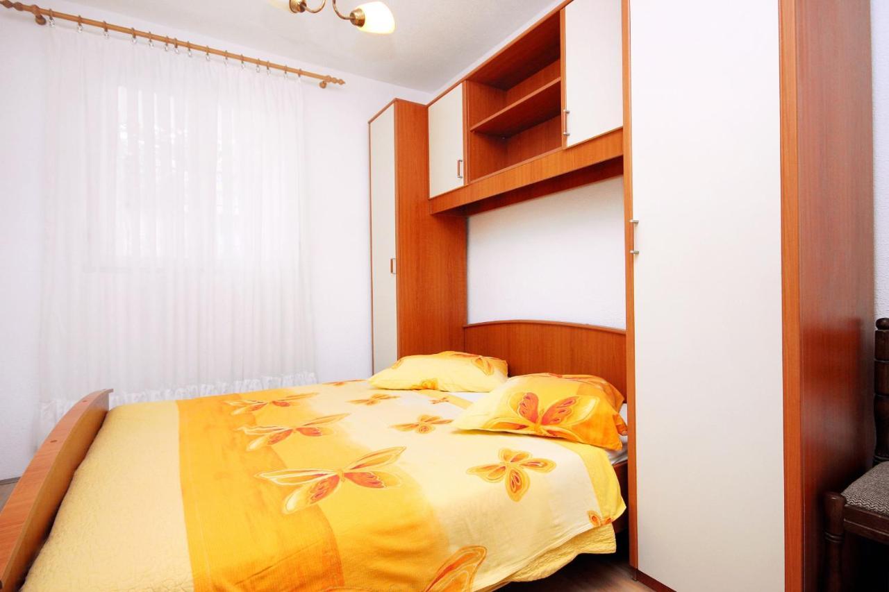 Apartments By The Sea Drvenik Donja Vala, Makarska - 6701 외부 사진